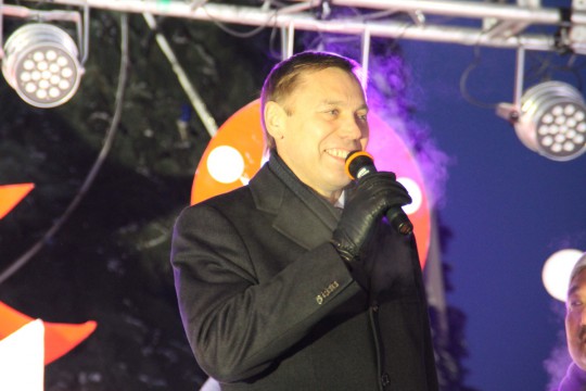 <p>Открытие главной городской елки в Иркутске, 25 декабря 2013 года